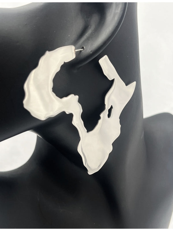 Africa-shaped earrings, silver Africa earrings, African continent jewelry, cultural pride earrings, statement silver earrings, Africa silhouette, statement silver earrings