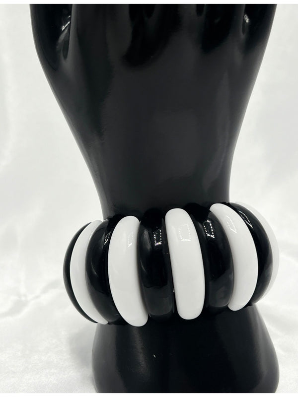 black and white bangle bracelet, chunky black bracelet, bold black and white bangle, modern statement bangle, polished black and whitejewelry, statement bangle
