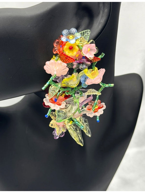 multicolor floral earrings, beaded flower earrings, statement earrings, colorful garden earrings, nature-inspired jewelry, statement jewelry, vacation earrings