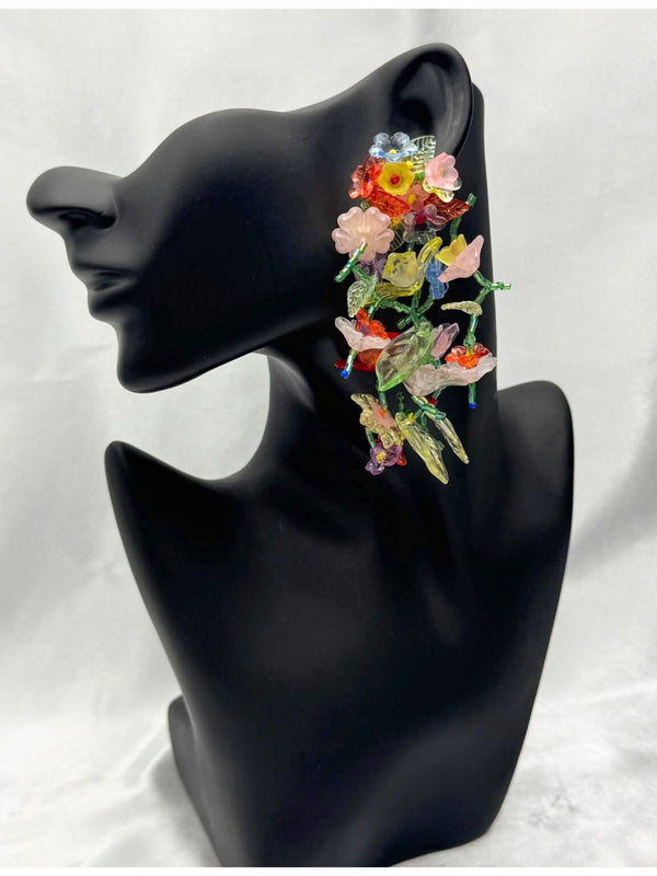 multicolor floral earrings, beaded flower earrings, statement earrings, colorful garden earrings, nature-inspired jewelry, statement jewelry, vacation earrings