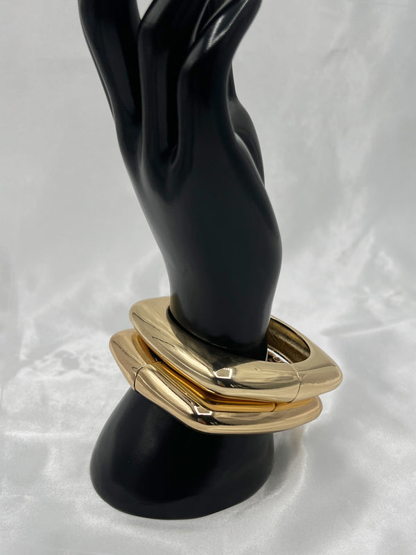 gold bangle bracelet, Infinite Love bangle, structured gold jewelry, glossy gold bracelet, unique shape gold bangle, statement gold bracelet, luxury gold jewelry