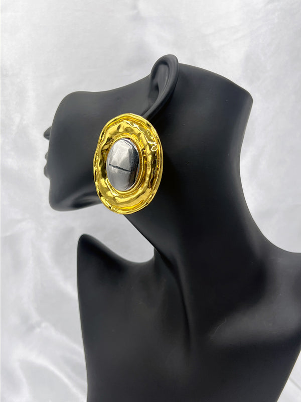 gold and silver statement earrings, oversized fashion earrings, bold luxury earrings, textured gold earrings, modern glamorous earringsstatement earringsbold earringstwo toned earrings