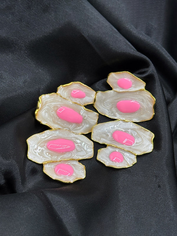 shell earrings, bold pink accent earrings, statement shell jewelry, open shell design earrings, gold-edged earrings, unique artistic earrings