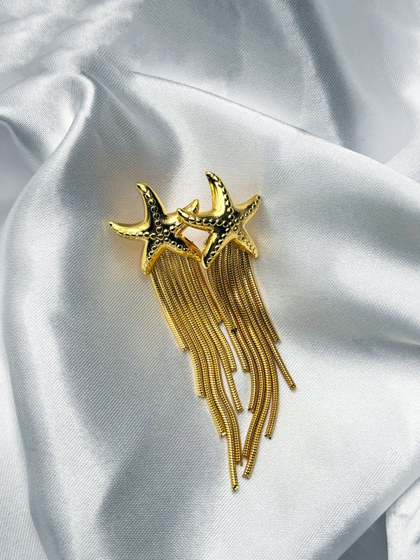 gold starfish tassel earrings, beach-inspired jewelry, ocean-inspired earrings, coastal statement earrings, summer glam earrings, vacationjewelry