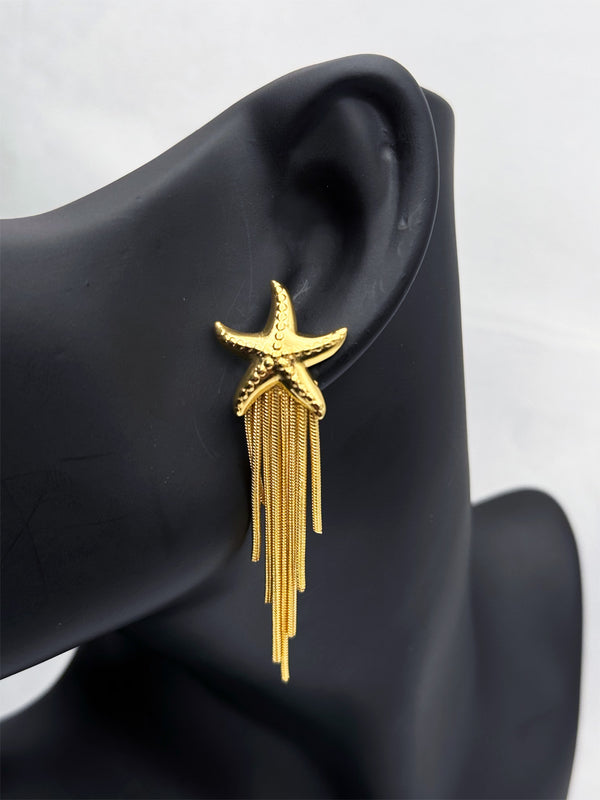 gold starfish tassel earrings, beach-inspired jewelry, ocean-inspired earrings, coastal statement earrings, summer glam earrings, vacationjewelry